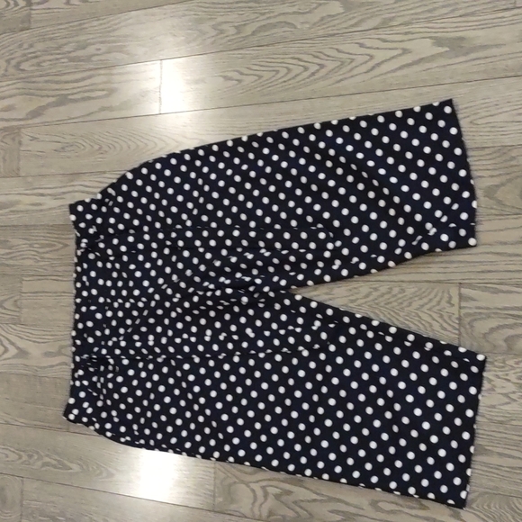 Beautiful polka dot pants by Soho appearal 🌼☘️ - Picture 3 of 12